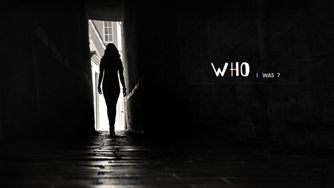 素雅简约黑白文艺范PPT模板-大怪兽分享