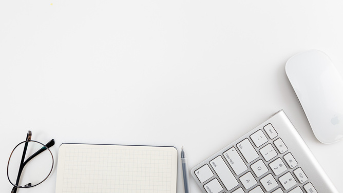 键盘笔记本桌面PPT背景图片-大怪兽分享