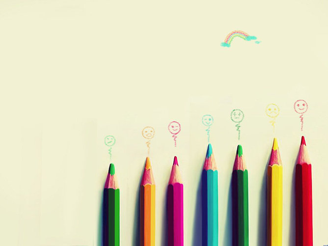 彩色铅笔幻灯片背景图片-大怪兽分享